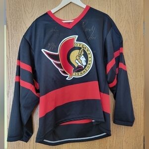 NHL vintage Ottowa Senators Autographed CCM jersey L